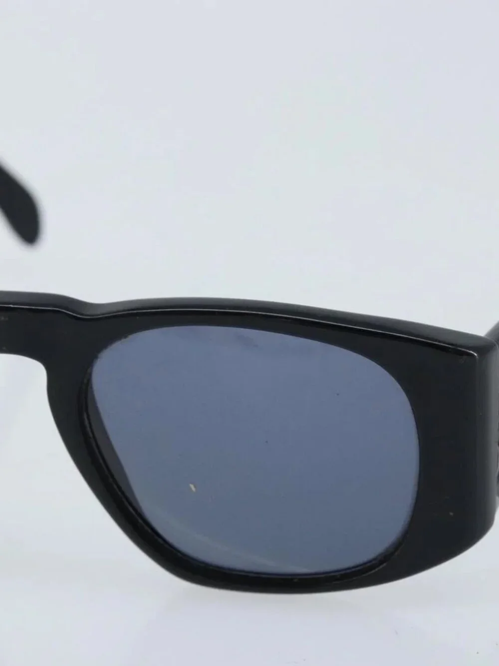 CHANEL Sunglasses plastic Black CC Auth BSZ432